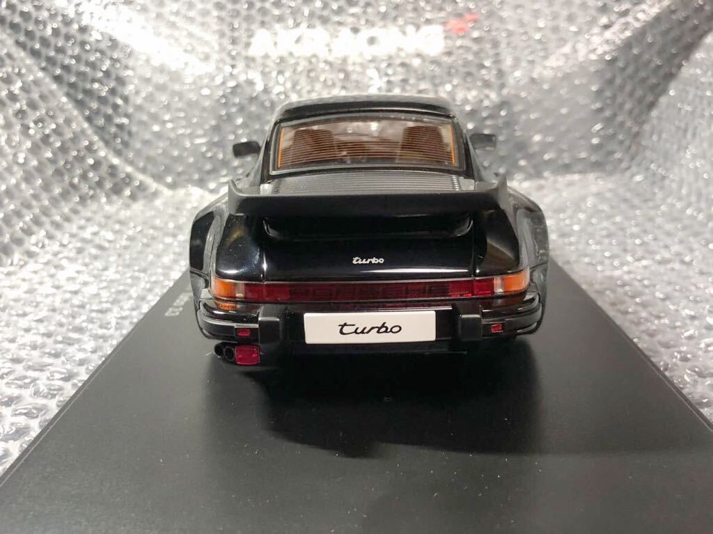 オートアート 1/18 PORSCHE 911 Turbo 3.3 ポルシェ 930_画像4