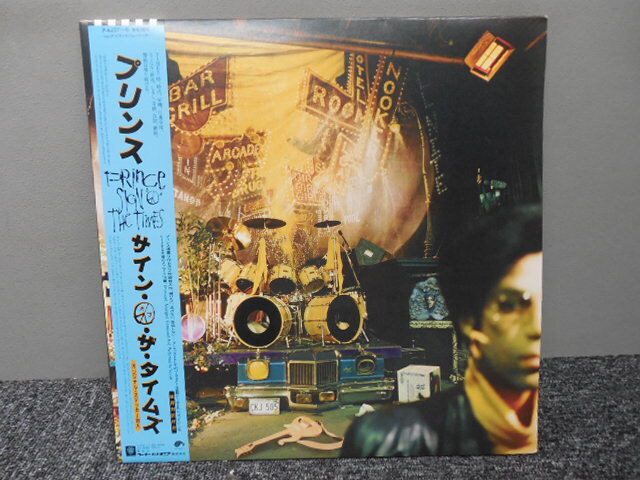 PRINCE・プリンス / サイン・ザ・タイムズ (2枚組・帯あり・特典シールつき・国内盤) 　 　 LP盤・P-6257-8_画像2