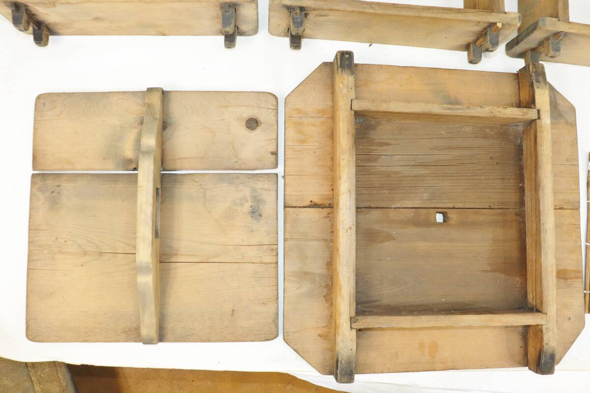 132⑦【木製 蒸し器 4段角型せいろ】28㎝ 角セイロ 全高 約80㎝ 蓋 底板 竹簾2枚セット 中古_蓋に隙間があります。