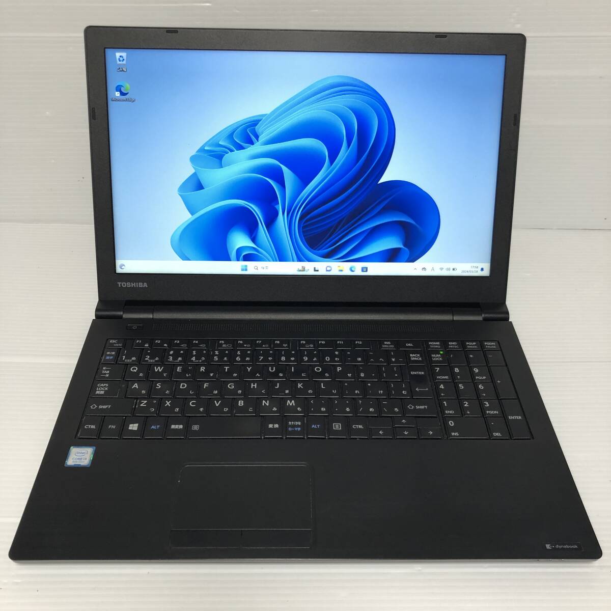 Win11 搭載 東芝 dynabook B65/H Core i3 8130U メモリ 8GB SSD 128GB DVDスーパーマルチ 15.6インチの画像1