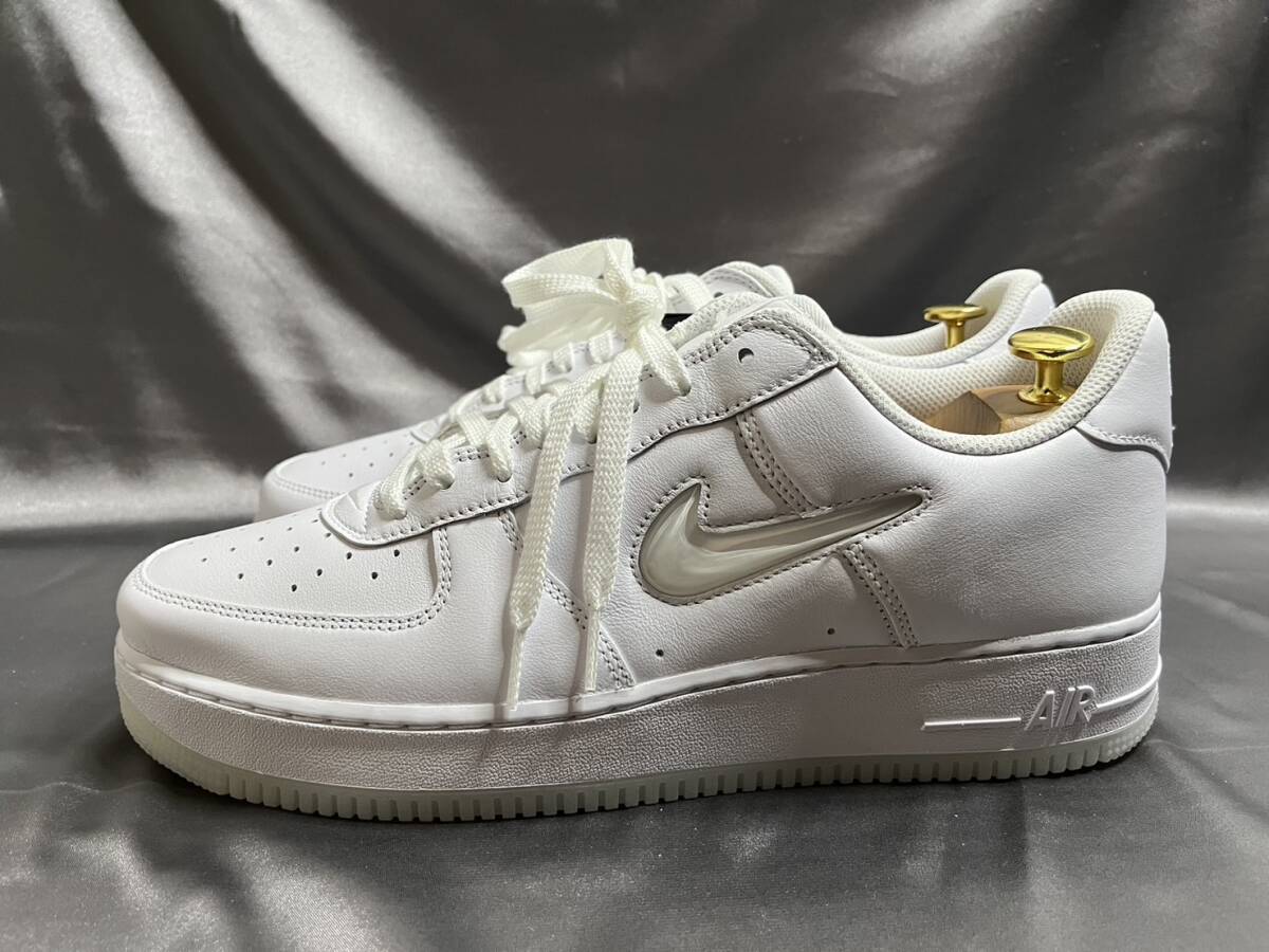 新品30cm/US12 Nike Air Force 1 Low Color of the Month ナイキ エアフォース1 ロー カラー オブ ザ マンス トリプルホワイト FN5924-100_画像3