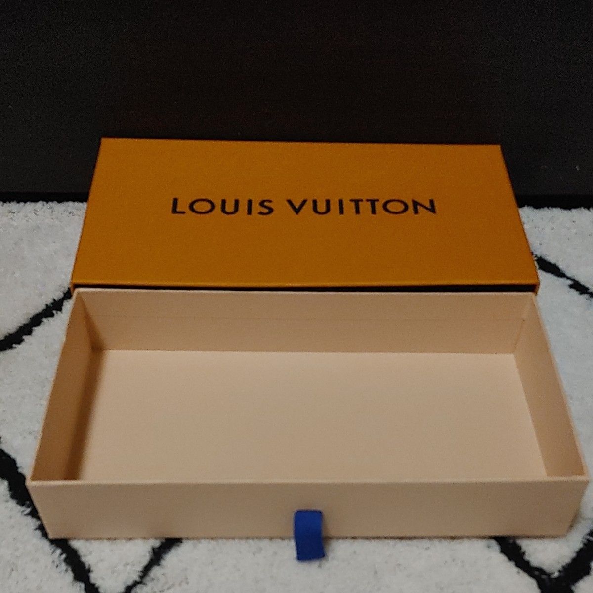 LOUIS VUITTON ショッパー