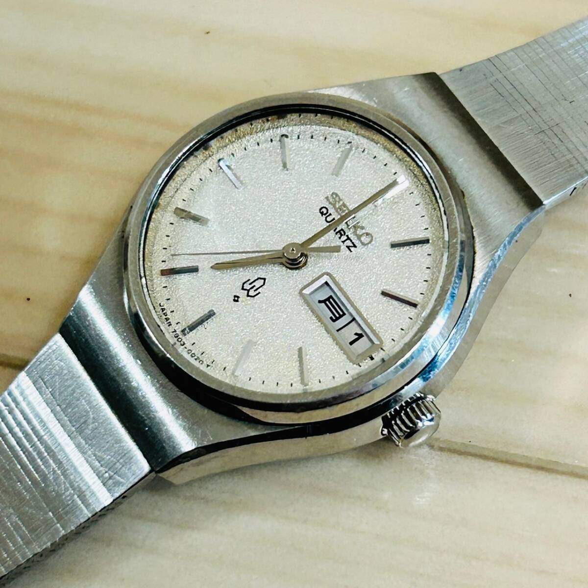 １円スタート！ SEIKO セイコー クォーツ 時計 7903-0020 不動 電池切れ 中古品 保管品の画像2