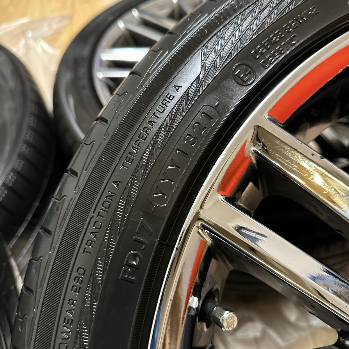 トヨタ 210クラウン純正225/45R18 5穴 114.3 スパッタホイール 18インチ 4本 ガリ無し細かい傷有　5万キロ　ヨコハマタイヤ _画像10