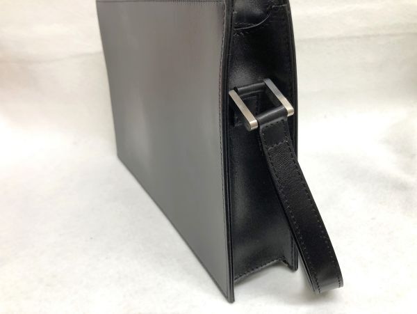 長期保管/未使用品 dunhill セカンドバッグ FU9000A ブラック レザー メンズ 通勤 クラッチバッグ ビジネス 黒 鞄 ダンヒル シルバー 本革_画像5