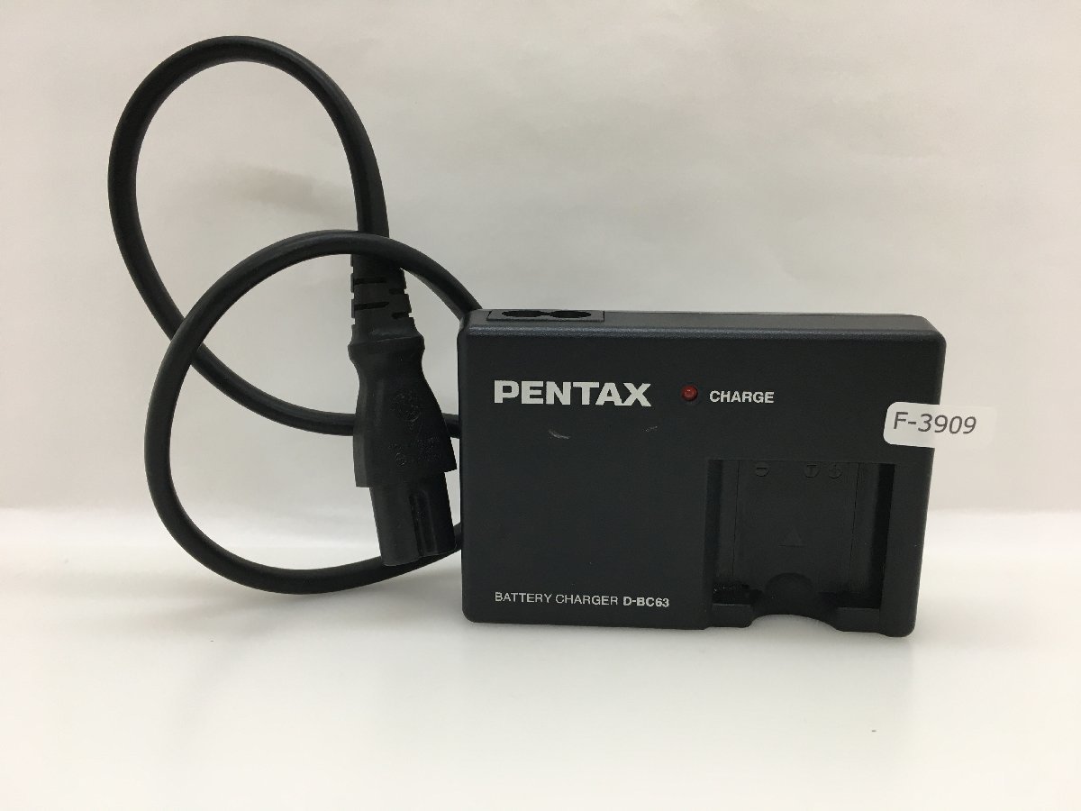 PENTAX　バッテリーチャージャー　D-BC63　中古品F-3909_画像1