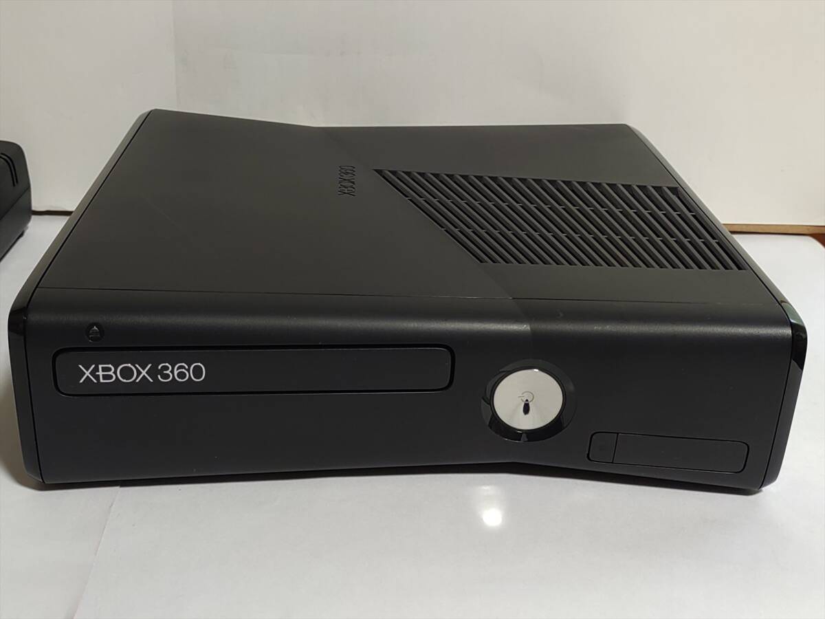 Xbox360 S 4T+1T SSHD RGH 付属品付 動作OK 日本語化 (Corona) [N884 ]_画像3