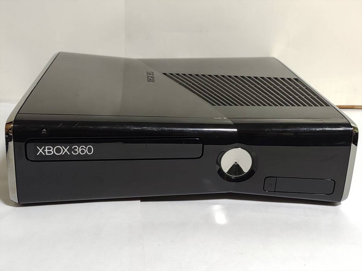 Xbox360 S 2TB+1TB RGH 付属品付 動作OK 日本語化 (Trinity) [N882]_画像3