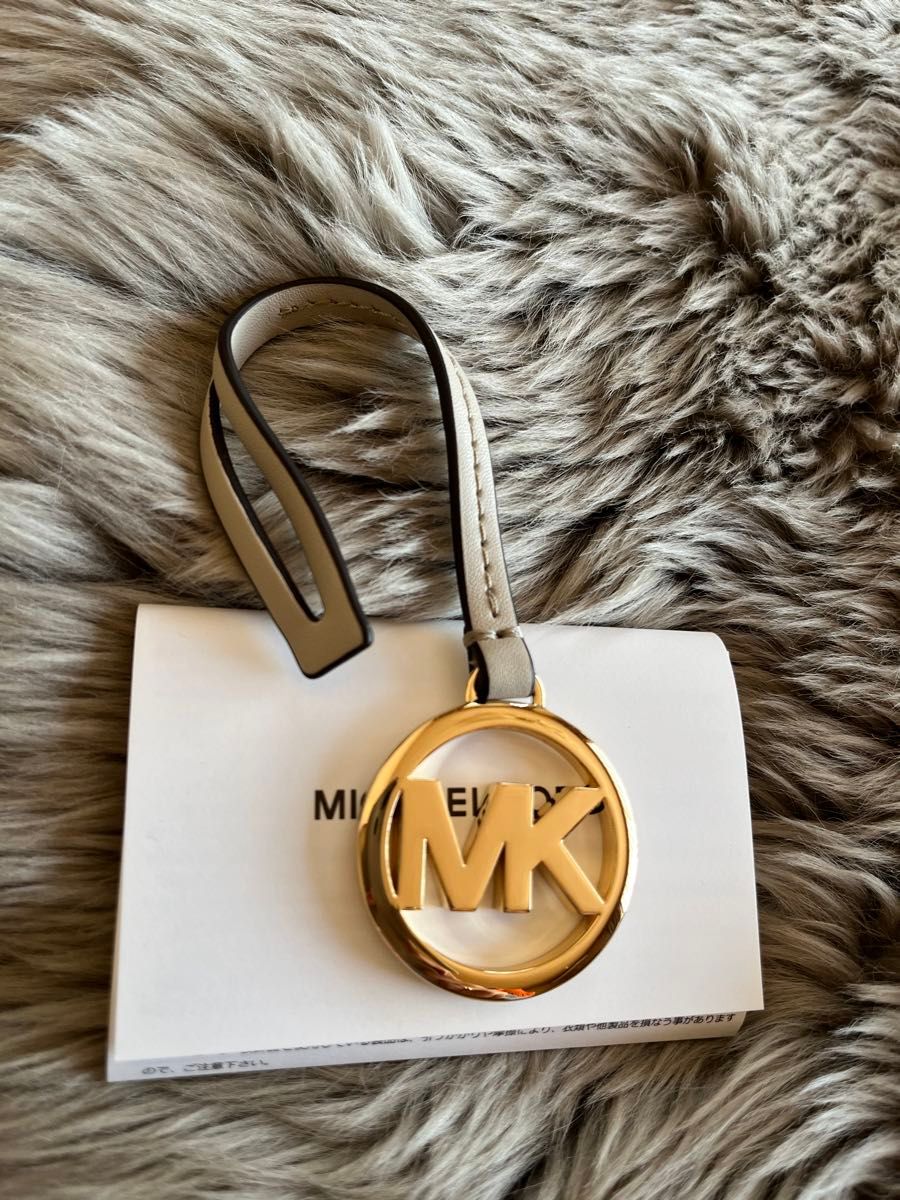 MICHAEL KORS  バックチャーム