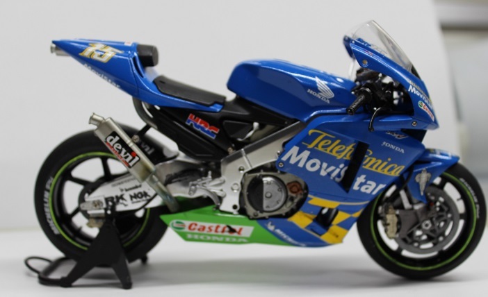 1/12 タミヤ　ホンダ　RC211V　テレホニカ　モビスターホンダ　セテ.ジベルノ15　2003_画像2