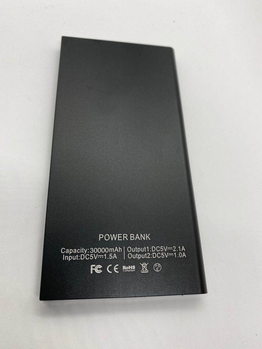 30000mAh モバイルバッテリー 急速充電 大容量 　軽量 薄型 2台同時充電　ソーラーバッテリー　LED照明　PSE認証済 カラー：黒_画像2