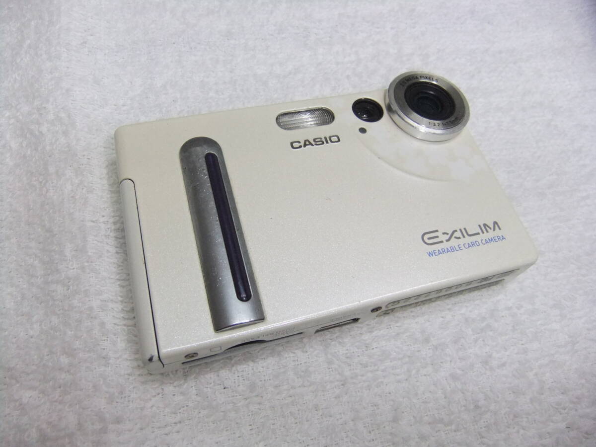 2003年発売 カシオ CASIO EX-S2 200万画素 動作未確認 送料220円_画像7