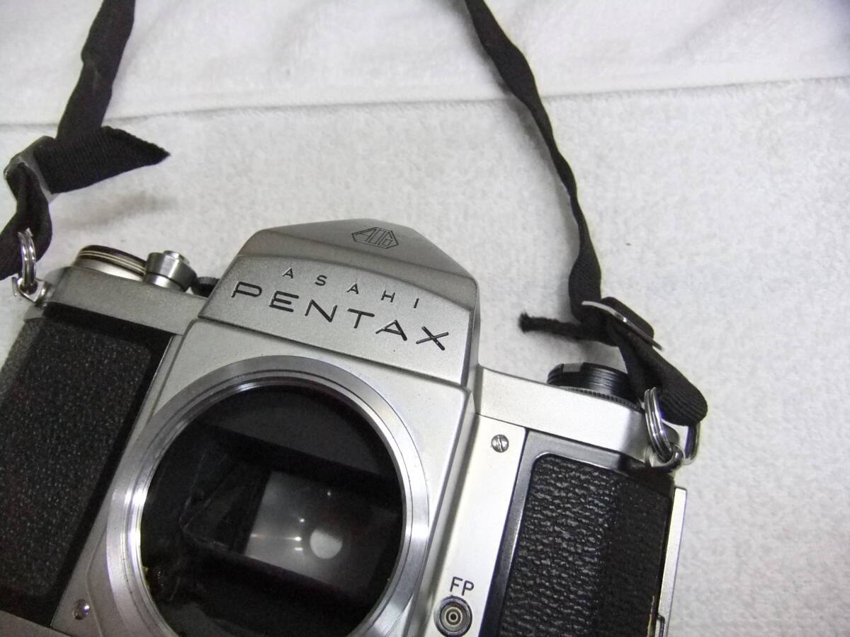 1962年発売 PENTAX ペンタックス S2 一眼レフ フィルムカメラ ケース付 動作未確認_画像5