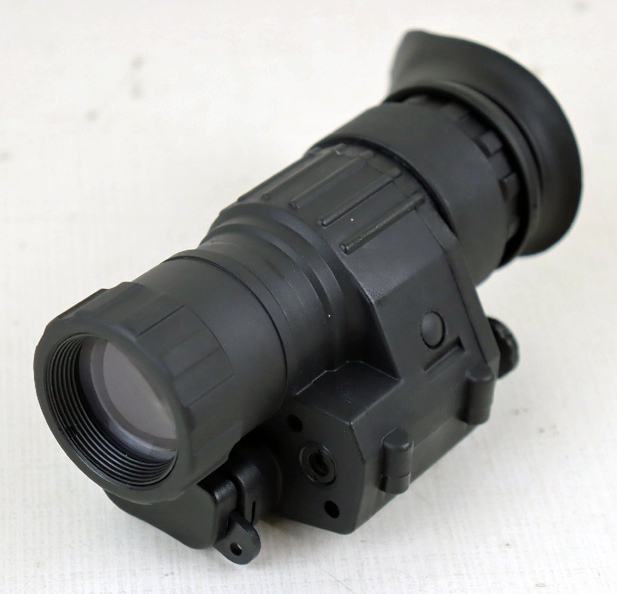 S★中古品★ホビー/ミリタリー用品 暗視スコープ 『CL27-0008 DIGITAL NIGHT VISION』 メーカー等詳細不明 箱・ポーチ等付属_画像1