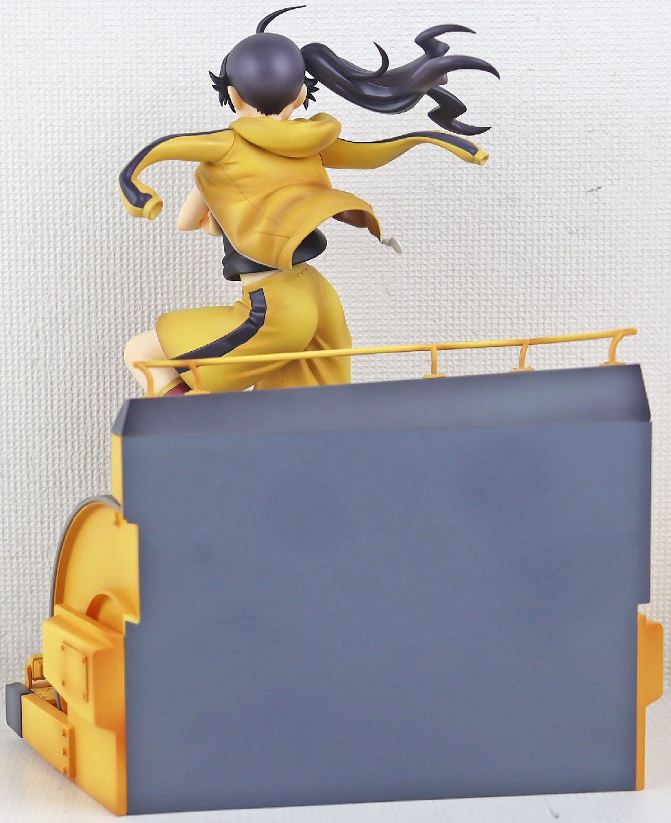 M◎中古品◎フィギュア『阿良々木 火憐 1/8スケールフィギュア』 偽物語 グッドスマイルカンパニー 全高(約):235mm ※取扱説明書欠品_画像2