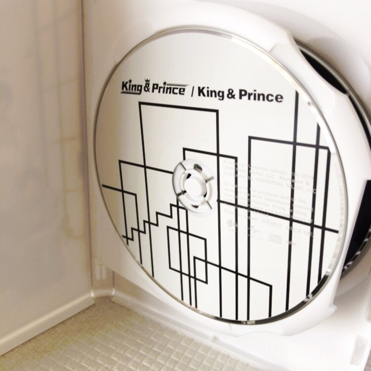 初回限定盤A〈CD+DVD〉　1stアルバム『King & Prince』　　　　d5085