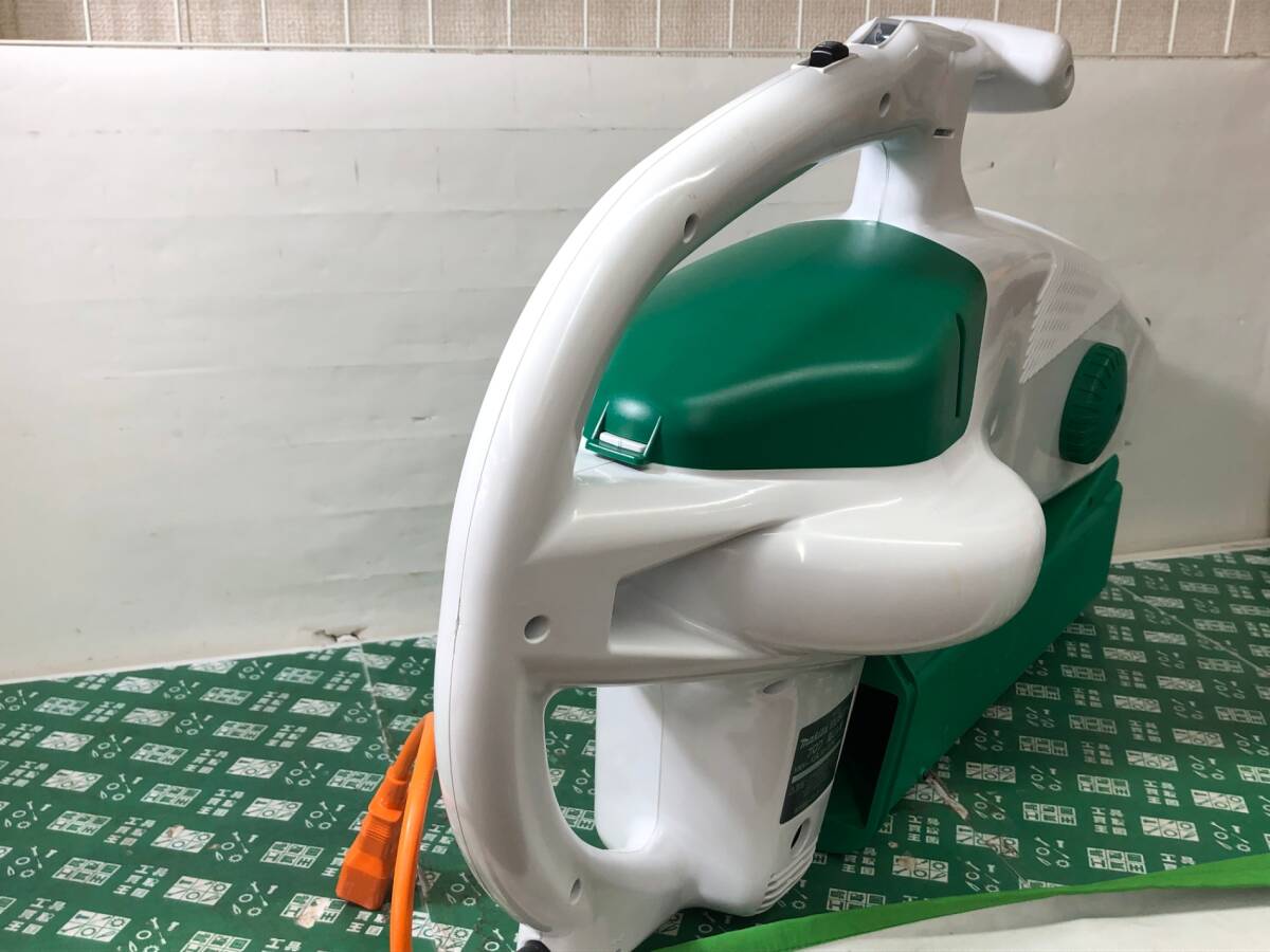 中古品 電動工具 ★マキタ makita ブロワ/集塵機 MUB0710 園芸 ガーデニング 農園 農場 集塵 吹き飛ばし 掃除 ITAO577B4TIF_画像6