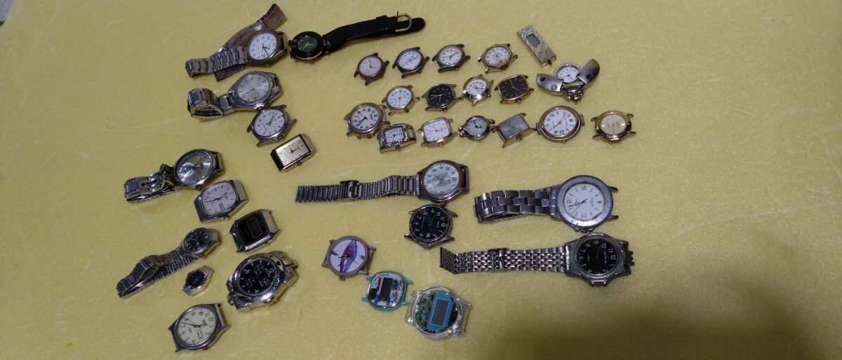 【ジャンク 動作不可 他】 まとめ売り 腕時計 ALBA SEIKO CITIZEN RICOH ORIENT スウォッチ DELCES 他 中古 現状渡しの画像1