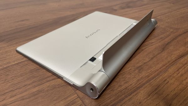 Lenovo Yoga Tablet 10 Model 60046 B8000-F Wi-Fiモデル Android タブレット 【2215】_画像3