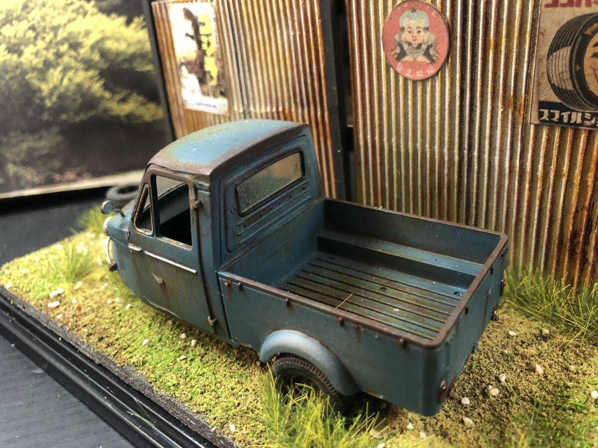  Showa Retro . scenery 1/32 Daihatsu Midget old car original work geo llama final product case attaching 