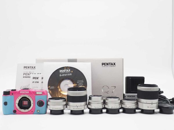 ペンタックス Pentax Q7 Digital Camera Pink w/ 7 Lenses 元箱 [新品同様] #Z758A