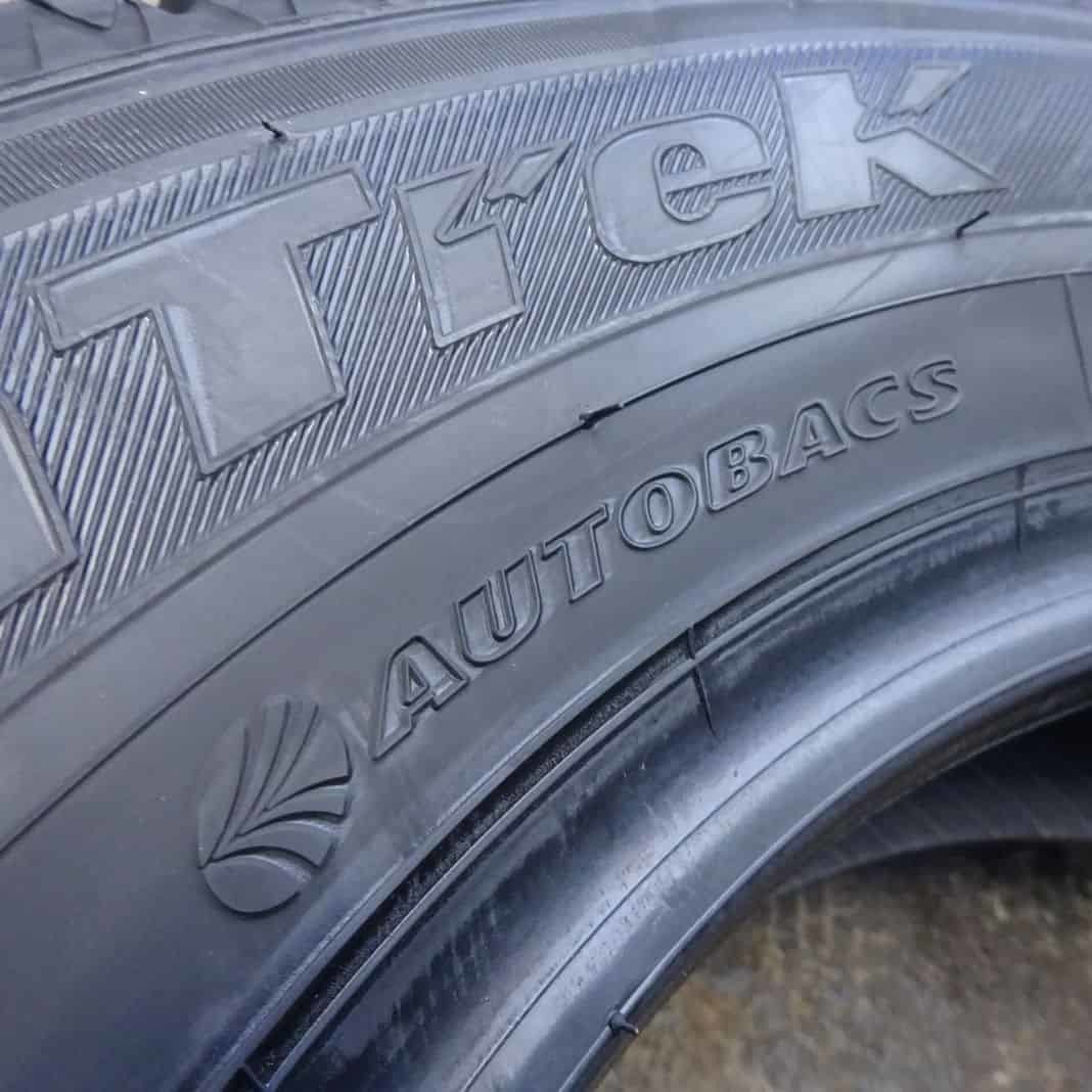 冬新品2021年製 4本SET 会社宛 送料無料 175/70R14 84Q オートバックス ノーストレック N3i シエンタ ポルテ ヤリス インプレッサ NO,Z5319_画像4