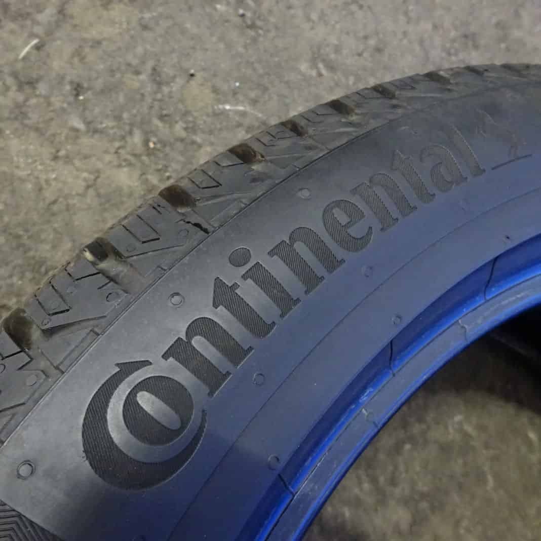 現品限り 冬1本 会社宛 送料無料 205/50R17 93T コンチネンタル バイキング コンタクト 7 2022年 バリ溝 エスクァイア プレマシー NO,Z4774_画像4