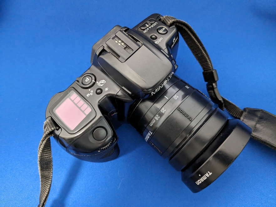 ミノルタ フィルムカメラ α３０３si ２１０ｍｍ望遠レンズ・マクロレンズのセット（ジャンク品扱いでご検討ください。）_画像5