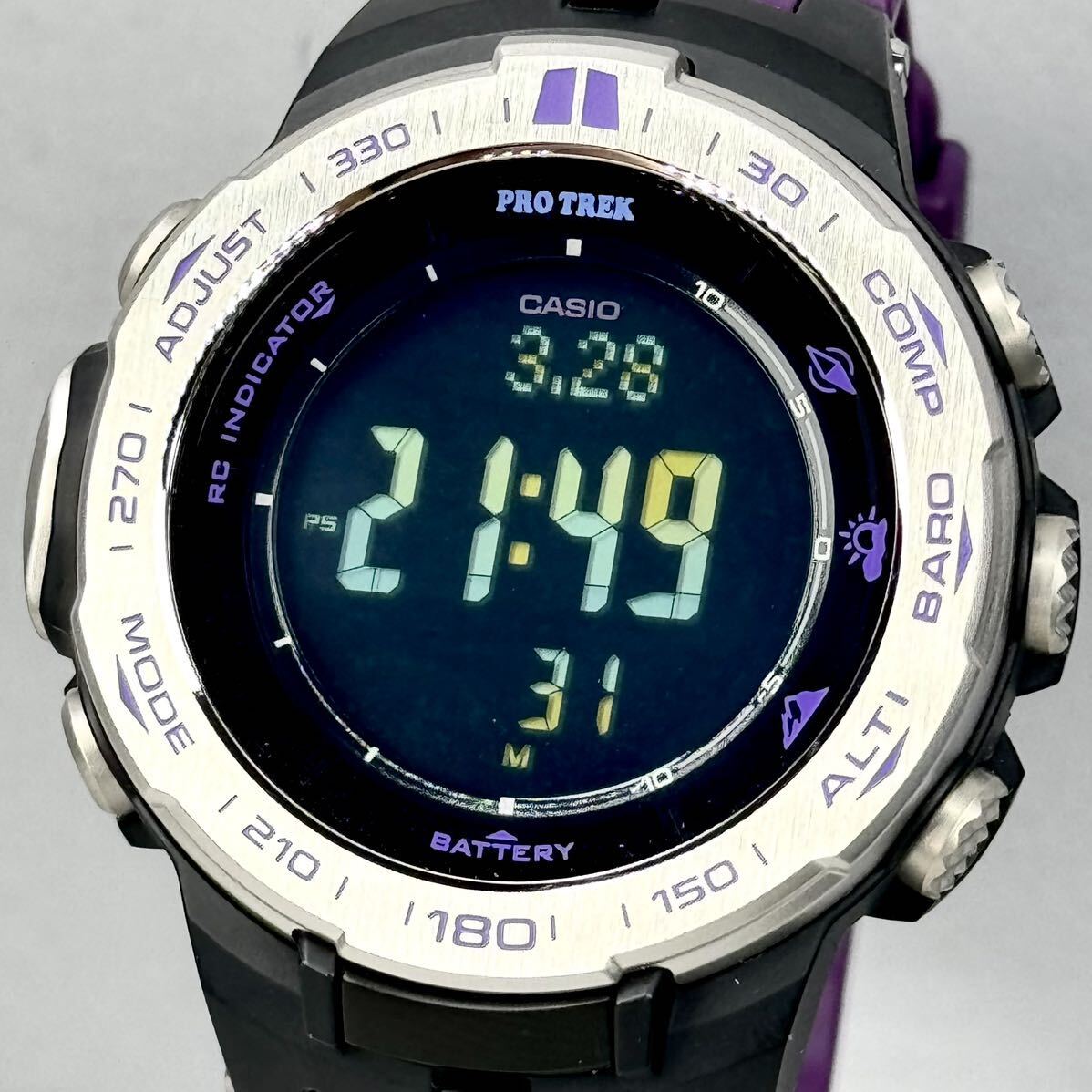 極美品 PROTREK PRW-3100-6 タフソーラー 電波受信 電波ソーラー マルチバンド6 方位/温度/高度計 トリプルセンサー ブラック パープルの画像1