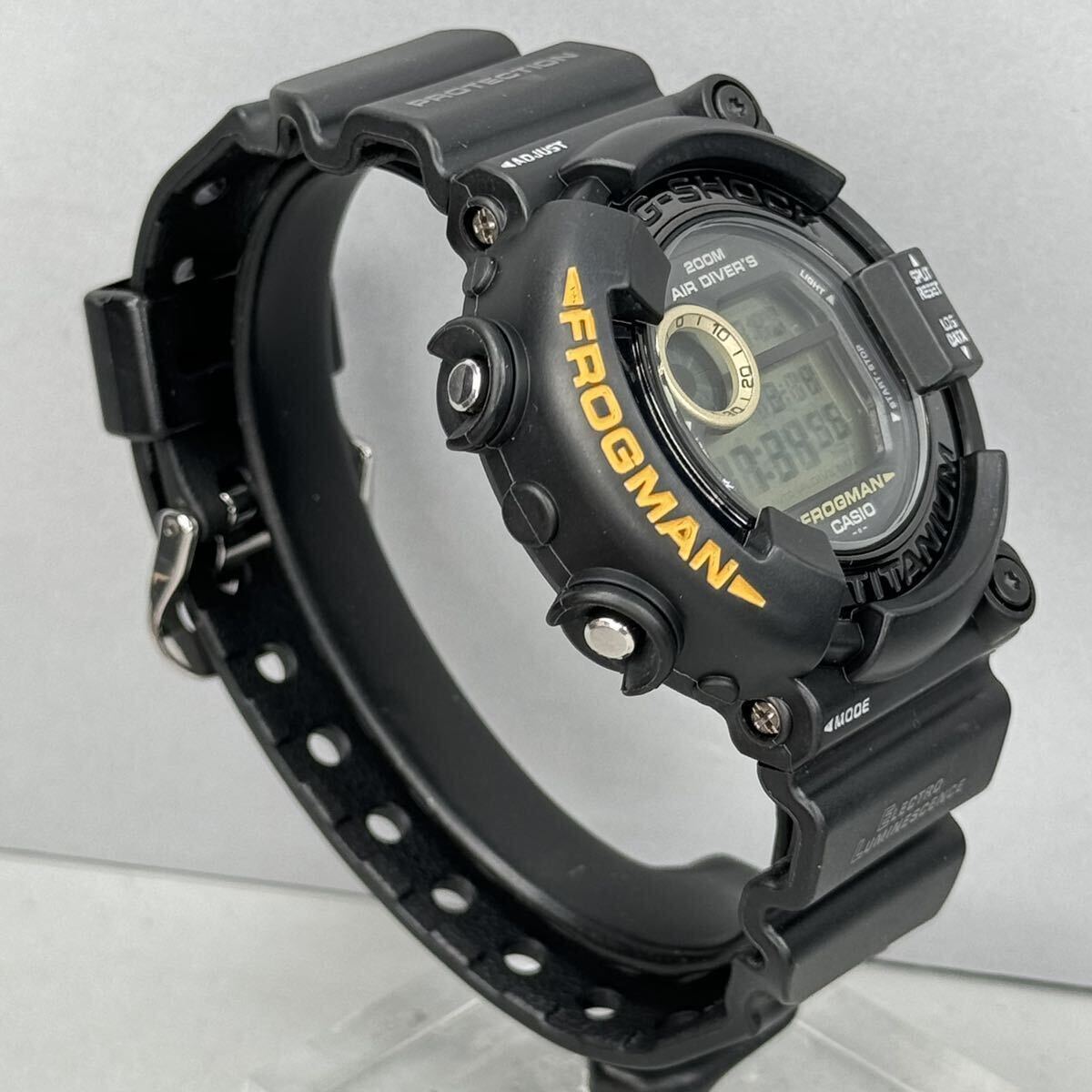 極美品G-SHOCK DW-8200BM-1T FROGMAN フロッグマン MEN IN BLACK2 メンインブラック2 MIB2 チタンケース ブラック 潜水蛙 スクリューバック_画像6