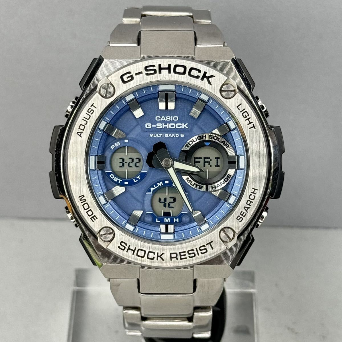 極美品 G-SHOCK GST-W110D-2AJF GスチールG-STEELタフソーラー 電波受信 電波ソーラー マルチバンド6 メタルバンド ブルー アナデジの画像5