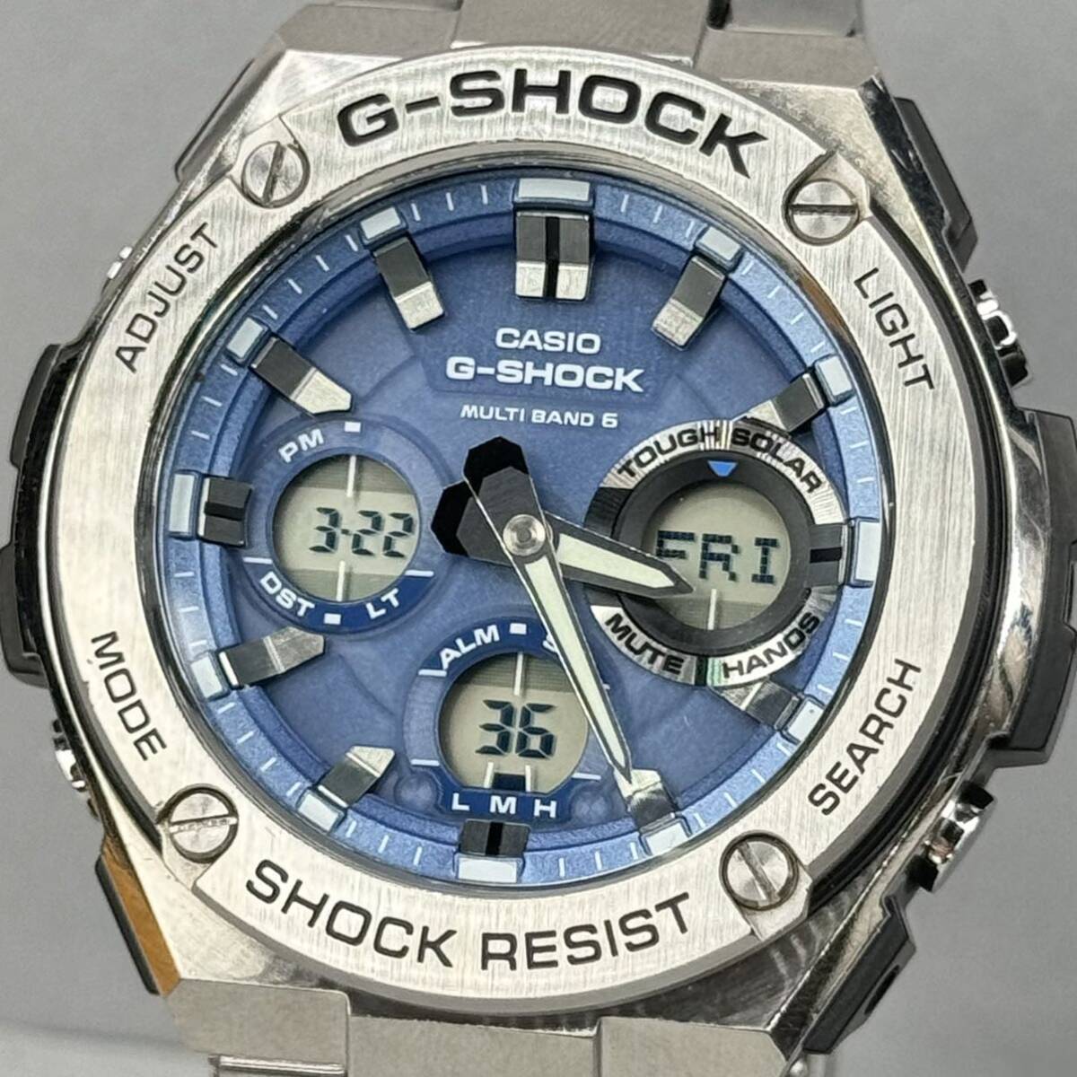 極美品 G-SHOCK GST-W110D-2AJF GスチールG-STEELタフソーラー 電波受信 電波ソーラー マルチバンド6 メタルバンド ブルー アナデジの画像1