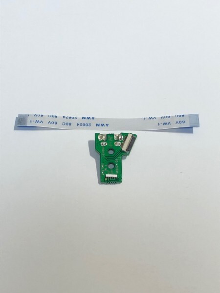 【送料無料】PS4 コントローラー USB充電ポート JDS-055 ソケット基盤 新品未使用 互換品 対応コネクタケーブルセット 修理 部品_画像2