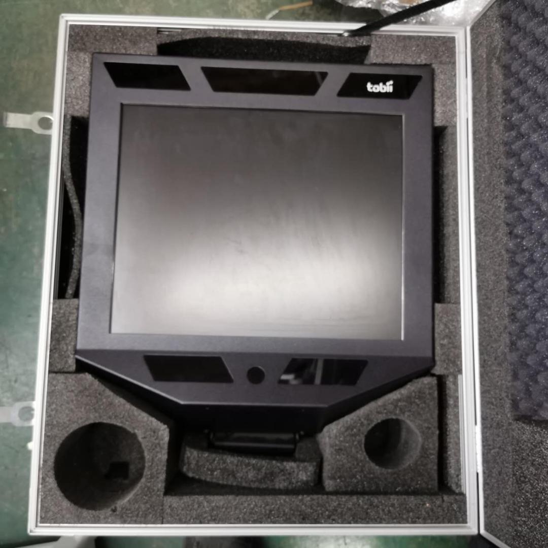 その他 Tobii 1750 Eye Tracker