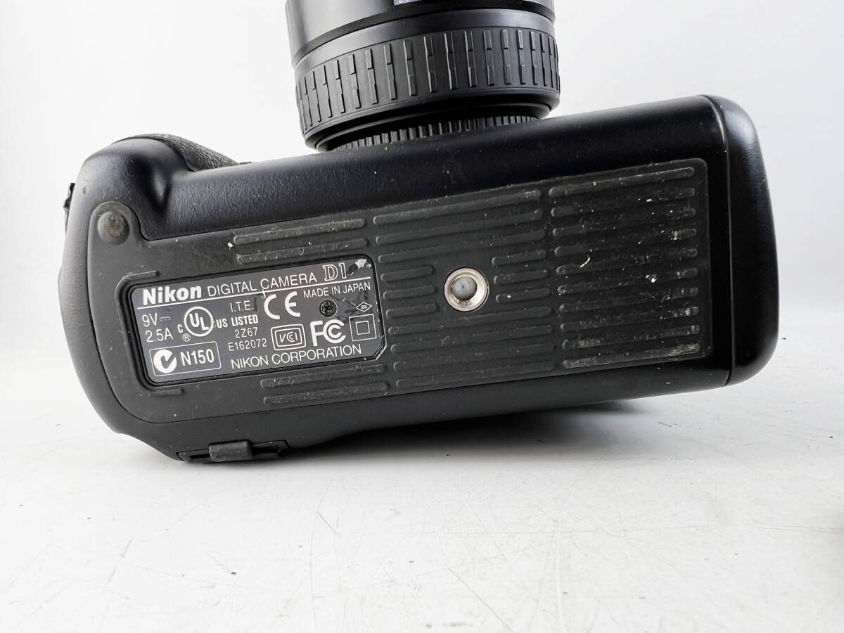 Nikon D1 ボディ デジタル一眼レフカメラ 　レンズ　28-200ｍｍ　1：3.5-5.6　１円～_画像7