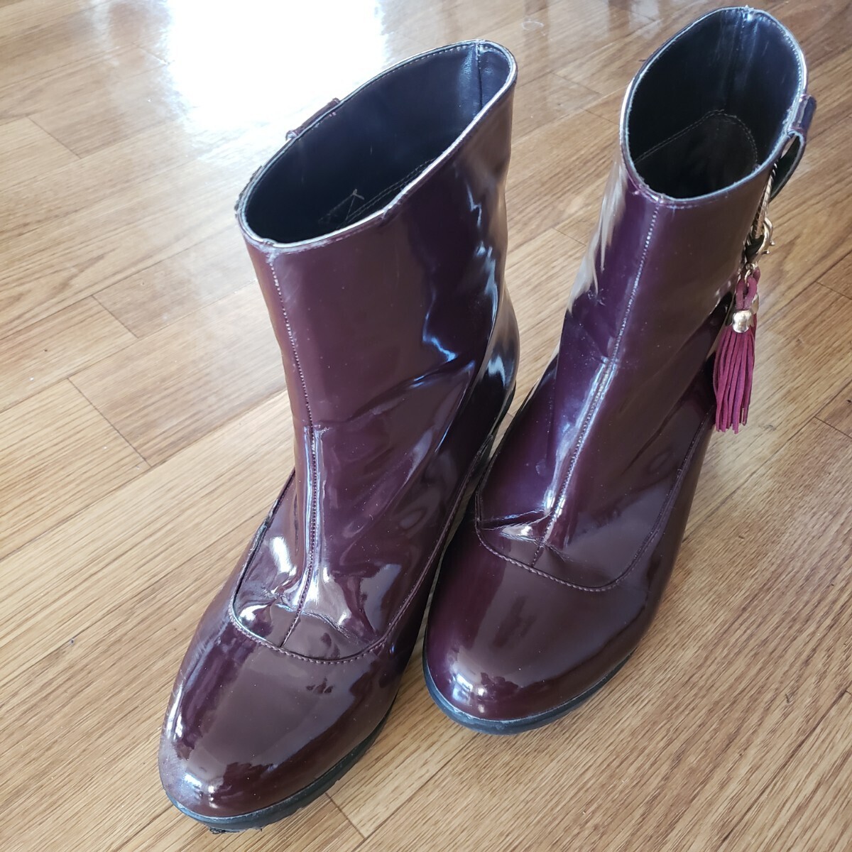  rain boots L