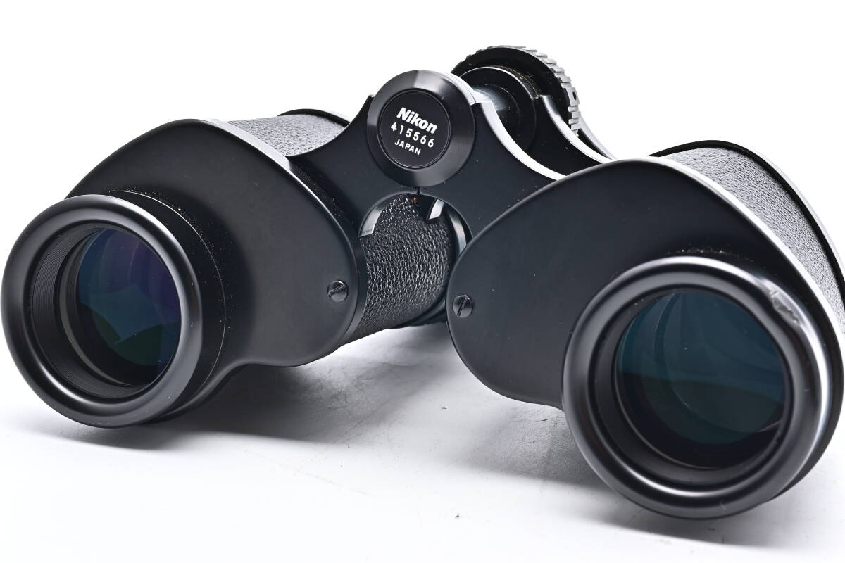 1A-555 Nikon Nikon 8X30 8.3° WF C binoculars 