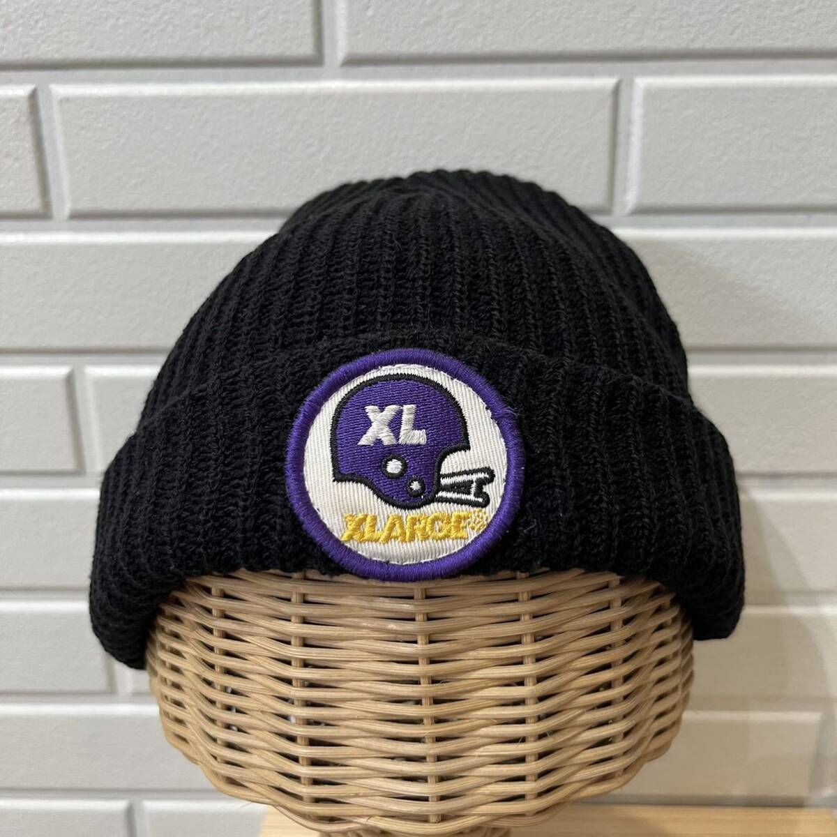 XLARGE エクストララージ ニット帽 キャップ 帽子 ビーニー ワッチ ワッペンロゴ アクリル オールシーズン ブラック 玉mc2716_画像2