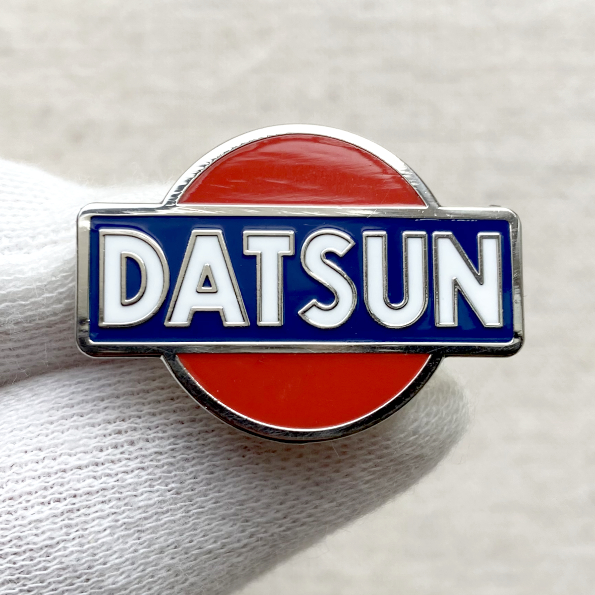 ダットサン　DATSUN　昔のロゴ　マーク◆ピンバッジ　ピンズ　バッチ　ブローチ◆日産　ダット自動車　レトロ_画像2