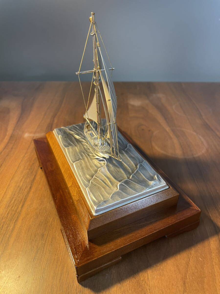 《値下即決早い者勝ち》銀 ヨット STERLING 960 刻印 スターリングシルバー SEKI 関工芸 置物 ガラスケース 木箱 船 帆船 銀製 SILVERの画像6