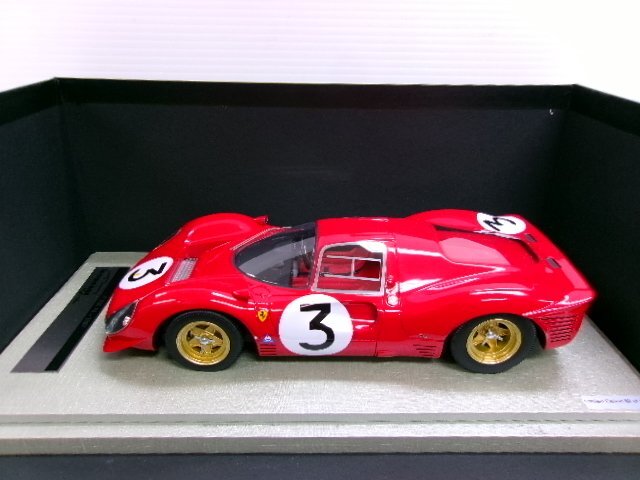 テクノモデル 1/18 フェラーリ 330 P4 #3 モンツァ 1967 SEFAC WINNER C.Amon/L.Bandini 100個限定品 (1331-366)の画像8