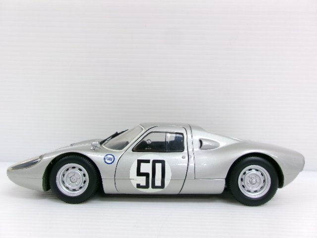 ミニチャンプス 1/18 ポルシェ 904 GTS レーシング #50 1964 (1331-356)の画像4