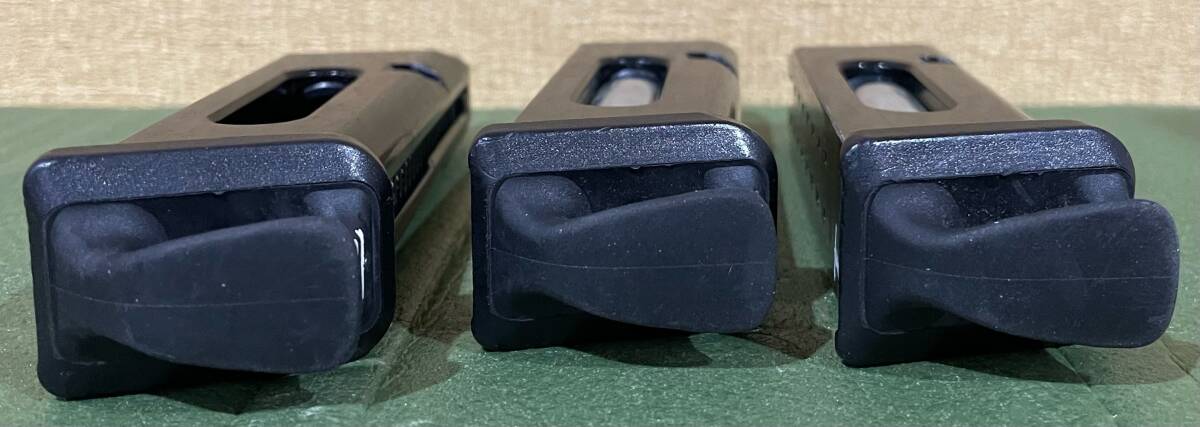 格安!! 99円スタート!! BATON BG-17 スペアマガジン 3本 BG17 CO2GBB Co2 Magazine 予備マガジン GLOCK グロック ガスガン_画像8