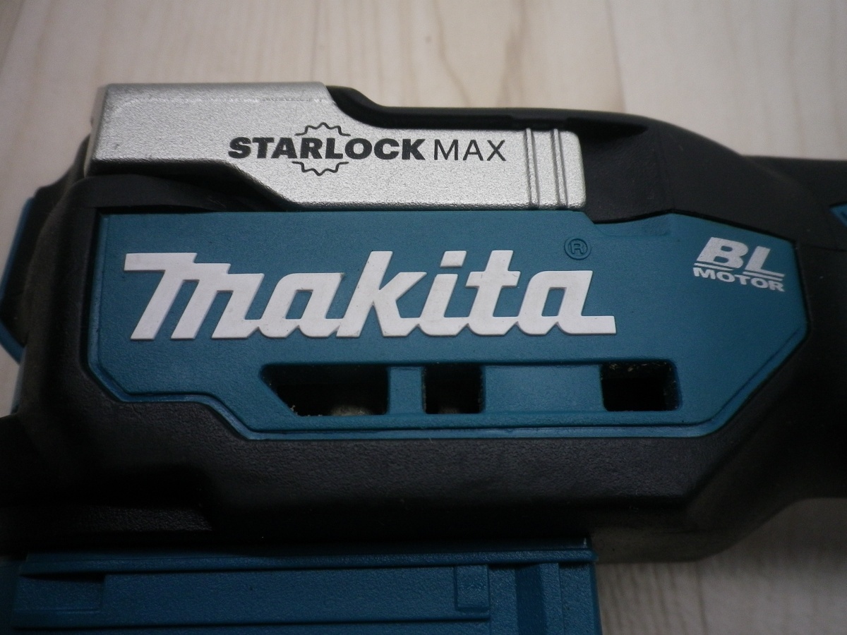 中古 makita マキタ TM52D 充電式 マルチツール 本体 18V3.0Ah バッテリー付きの画像3