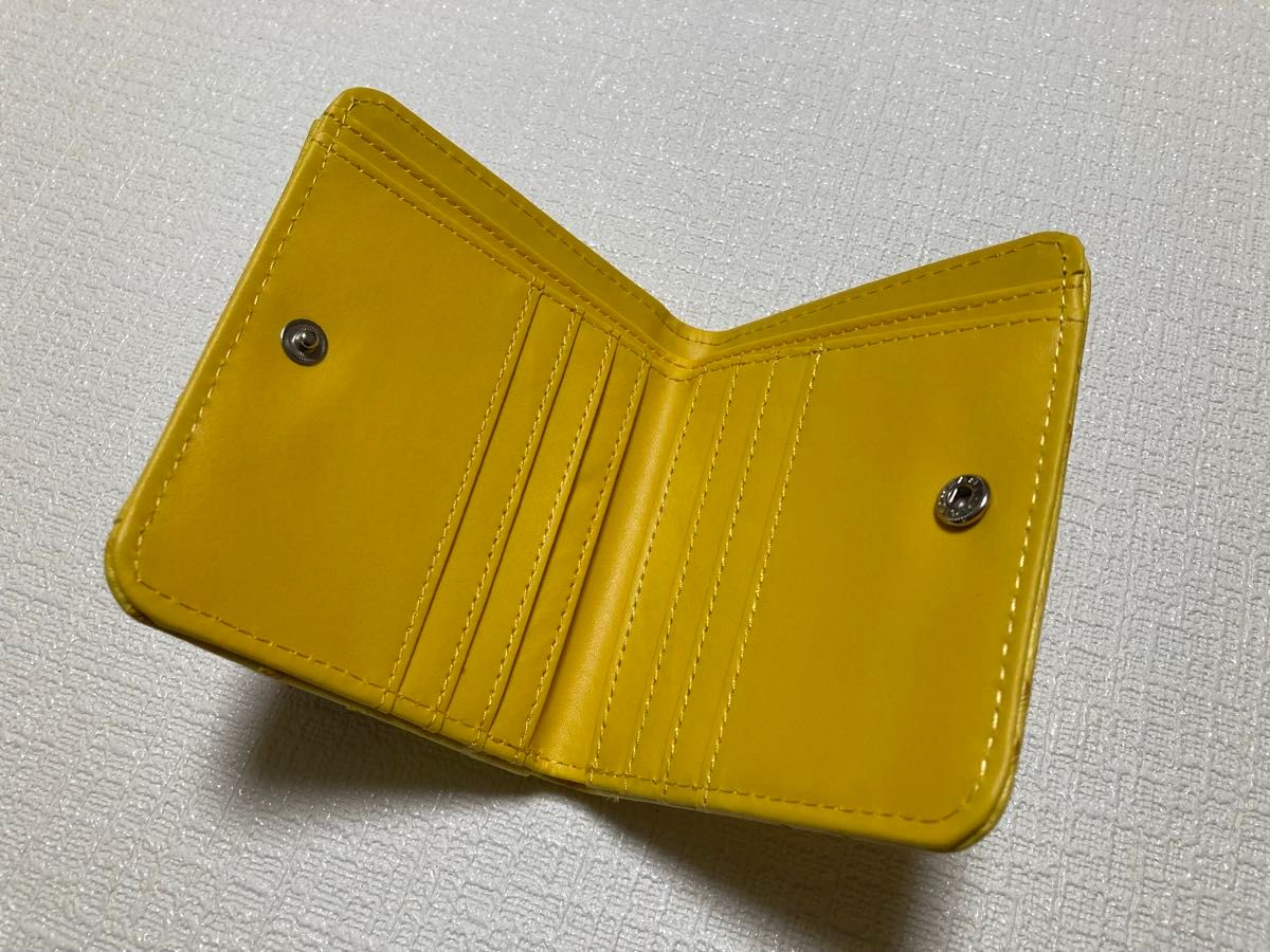 【新品】ネコ刺繍 合皮 ミニ財布 二つ折り財布 黄色系