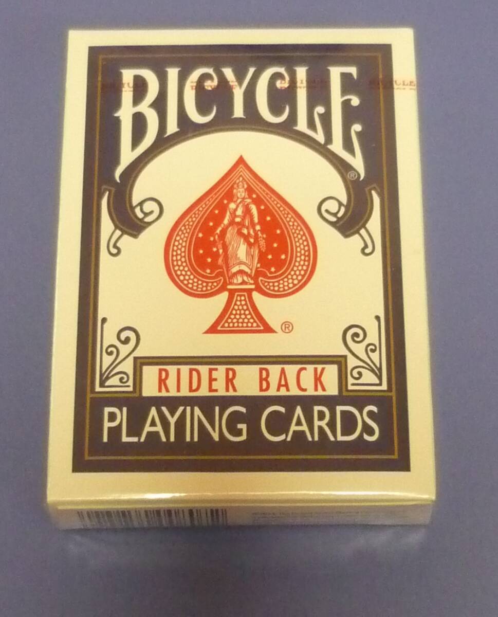 ◆BICYCLEの定番トランプ:RIDER BACK青[２０１４年版]:未開封品１個:※マジック、ゲーム等にご理解のある方向き。の画像1