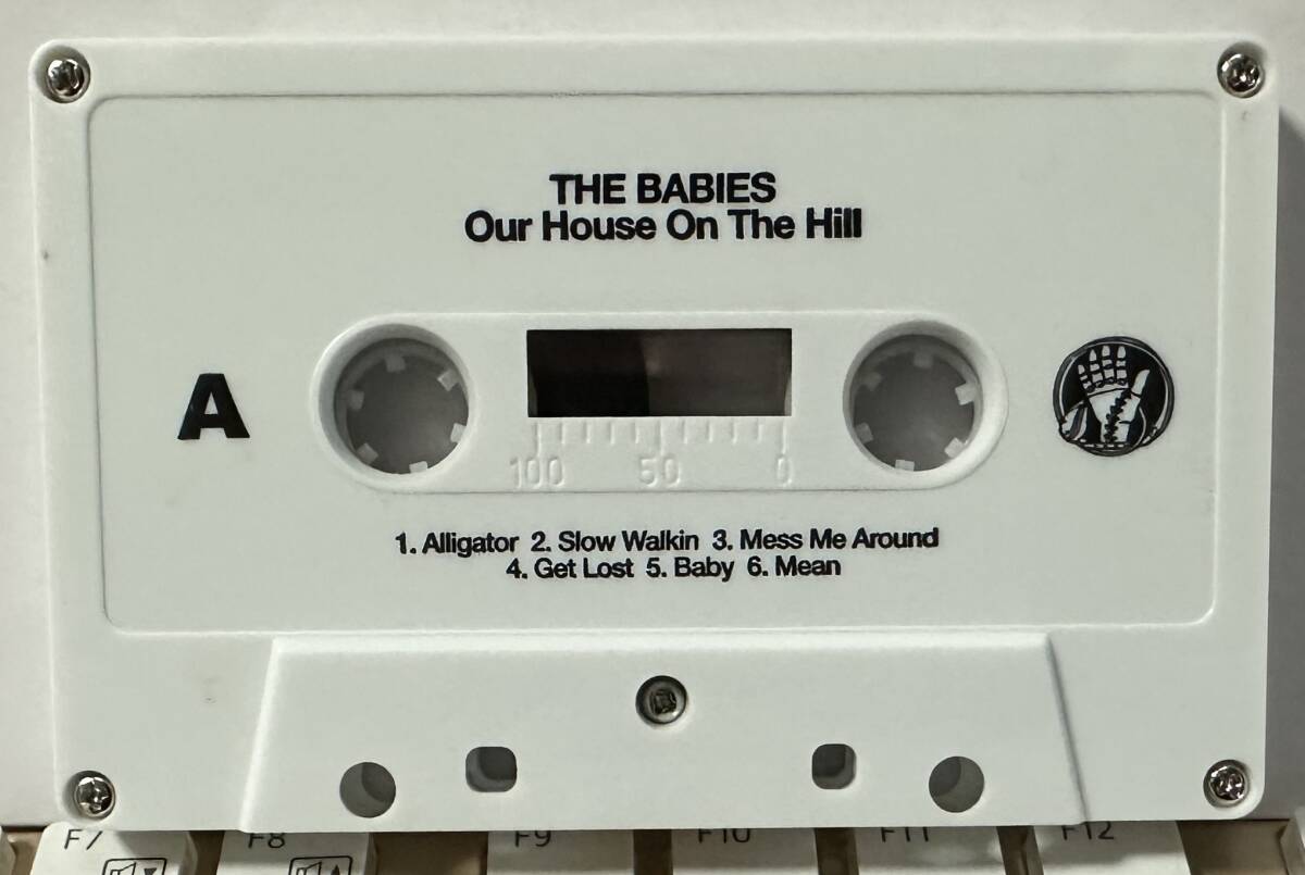 中古US盤？カセットテープ現状出品：THE BABIES(ザ・ベイビーズ) / OUR HOUSE ON THE HILL (US盤？)_画像4