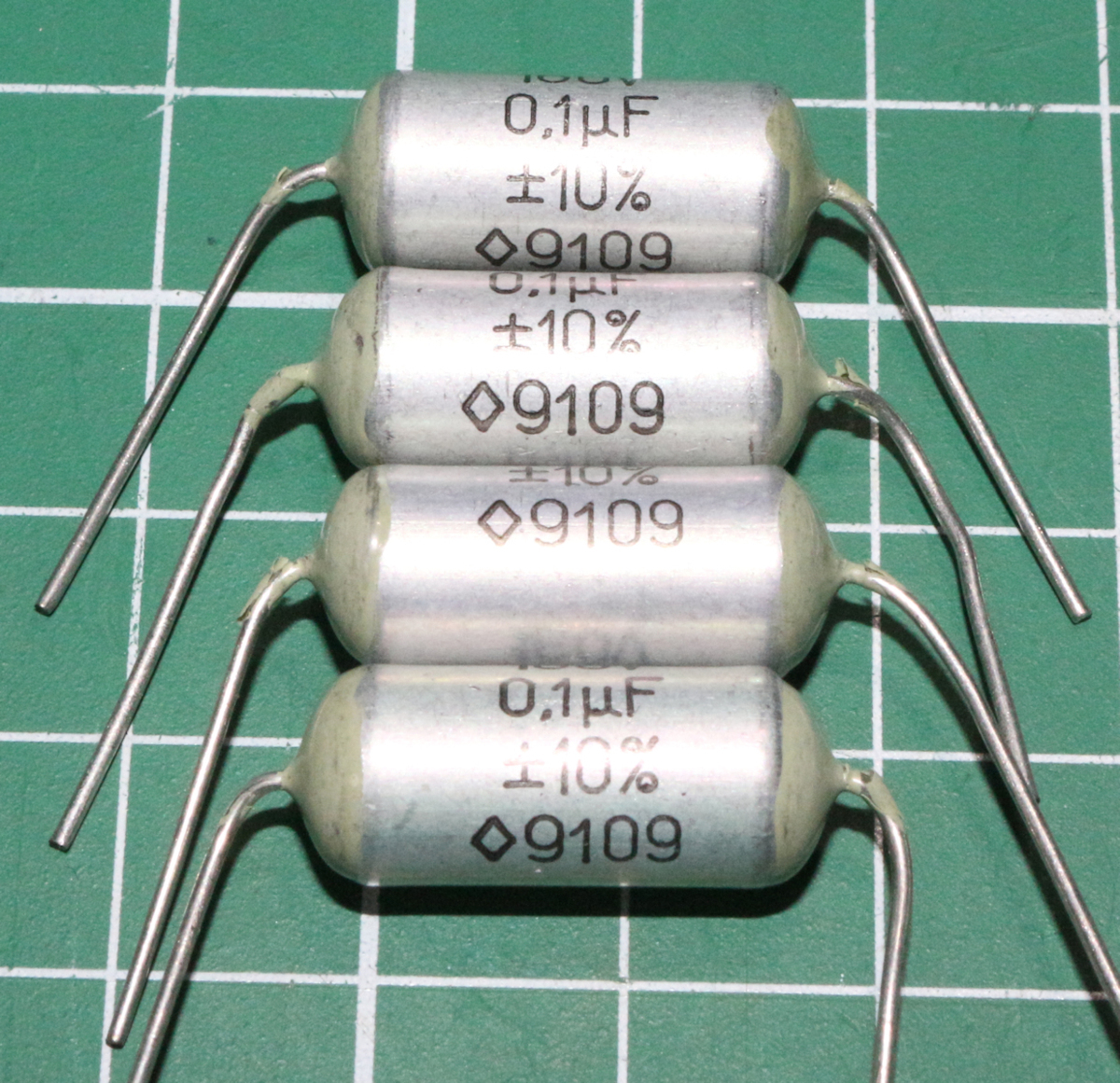 ヤフオク 12個セット 激安 0.1uF160V 噂の初期型 MBM 音質コンデンサ（Tone cap） 金属/紙/金属 コンデンサ gui_画像1