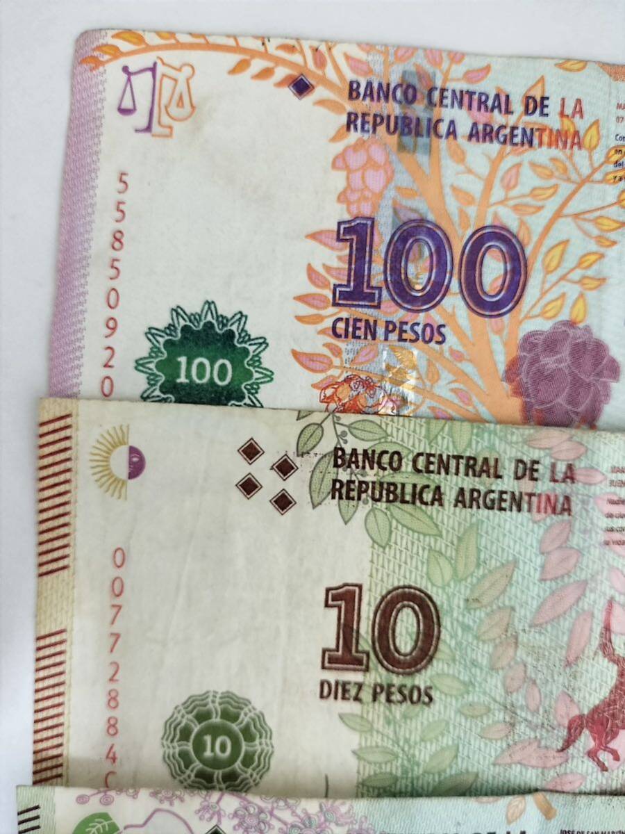 A 2057.アルゼンチン5種旧紙幣 外国紙幣 Money _画像5