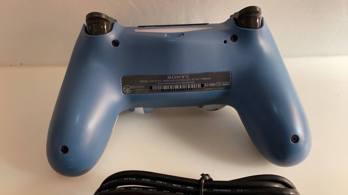 【送料無料】PS4 純正コントローラ/デュアルショック４ ★ブルー・カモフラージュ★DUALSHOCK4_画像2